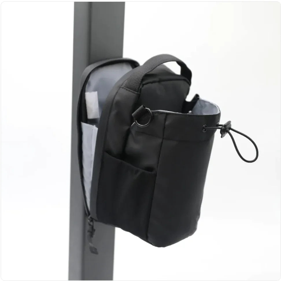 Magnetic Seal Sport Bottle Bag
